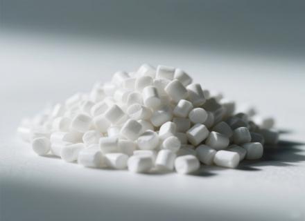 Optimalizácia gumy NR, SBR a EPDM pomocou ZnO-80